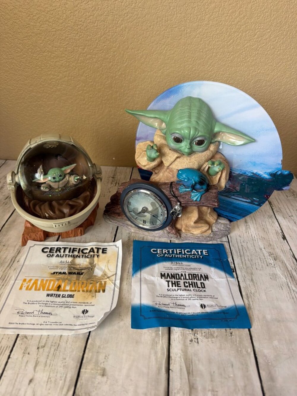 Star Wars Mandalorian Grogu Lot Bradford Exchange Clock & Water Globe w/COA - Picture 2 of 16